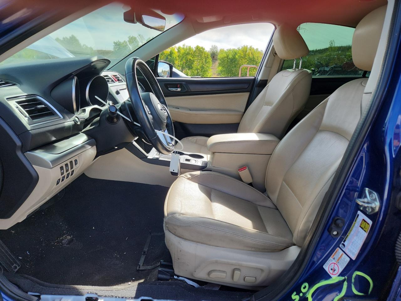 2017 Subaru Legacy 3.6R Limited VIN: 4S3BNEN62H3049828 Lot: 82090245