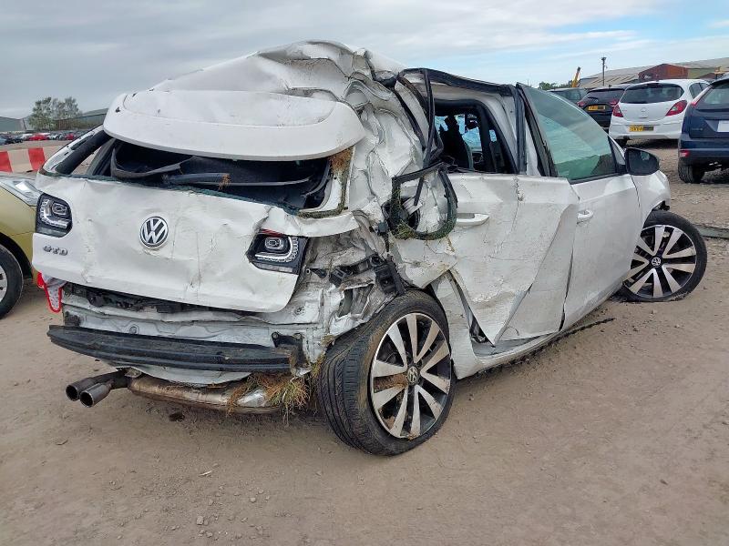 2010 VOLKSWAGEN GOLF GTD 