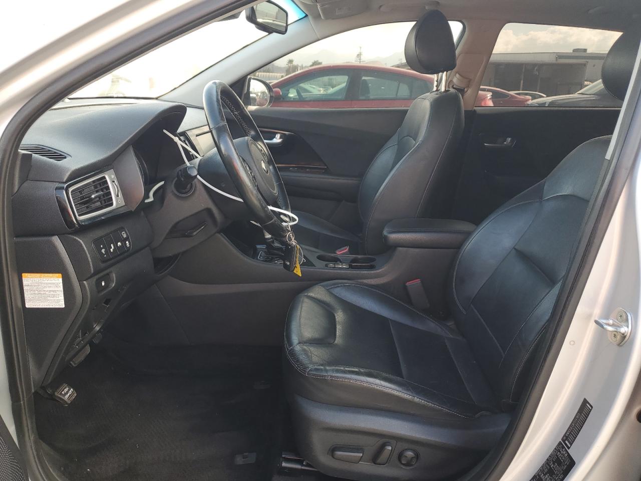 2018 Kia Niro Touring VIN: KNDCE3LC8J5147810 Lot: 80152025