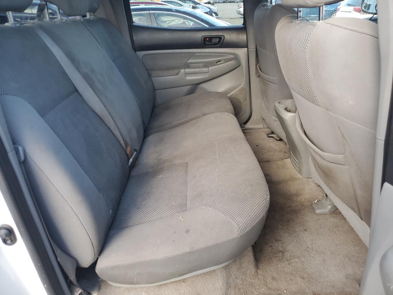 2005 Toyota Tacoma Double Cab VIN: 5TELU42N15Z082779 Lot: 70570205