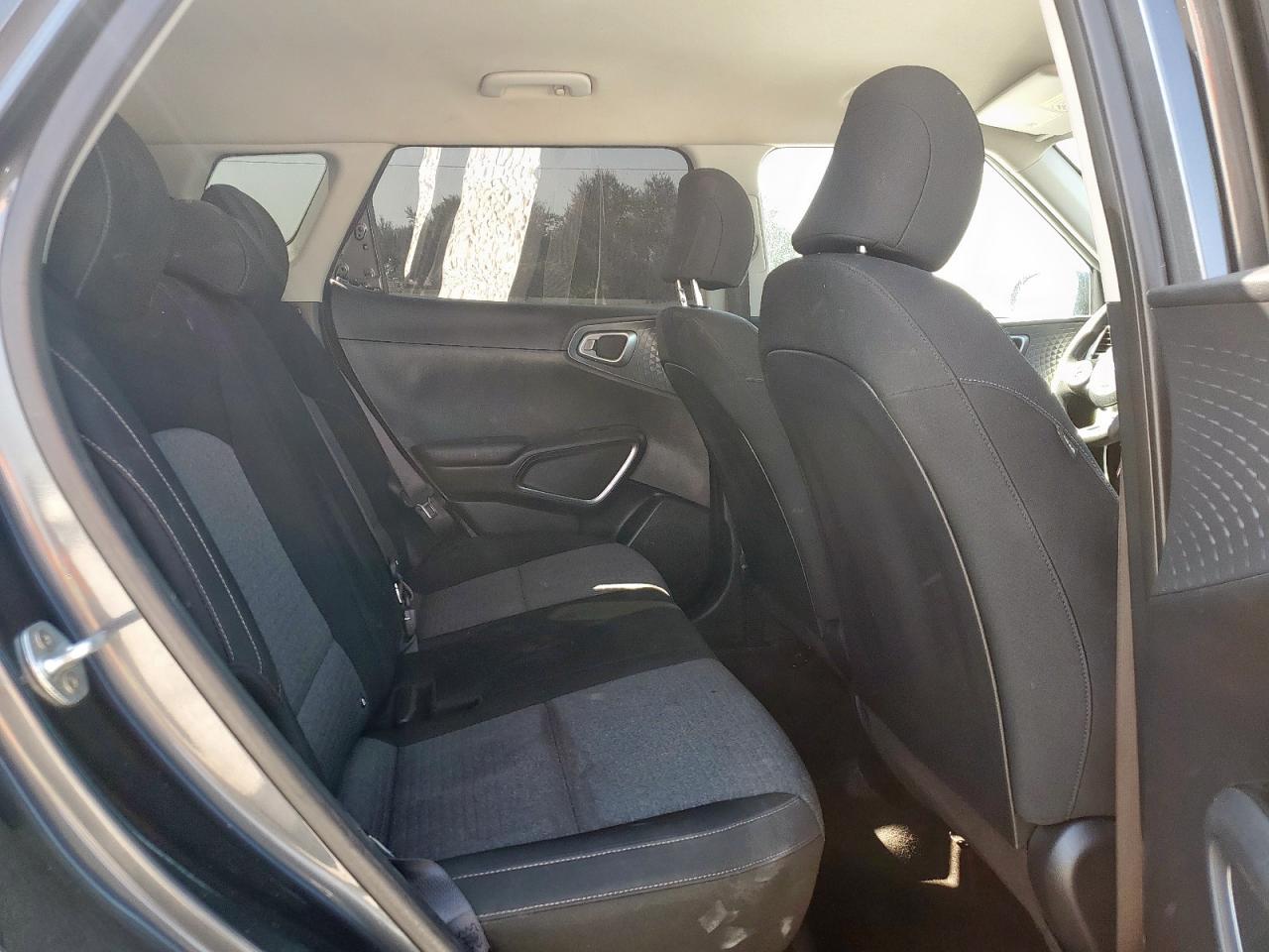 2021 Kia Soul Lx VIN: KNDJ23AU5M7772668 Lot: 80488725