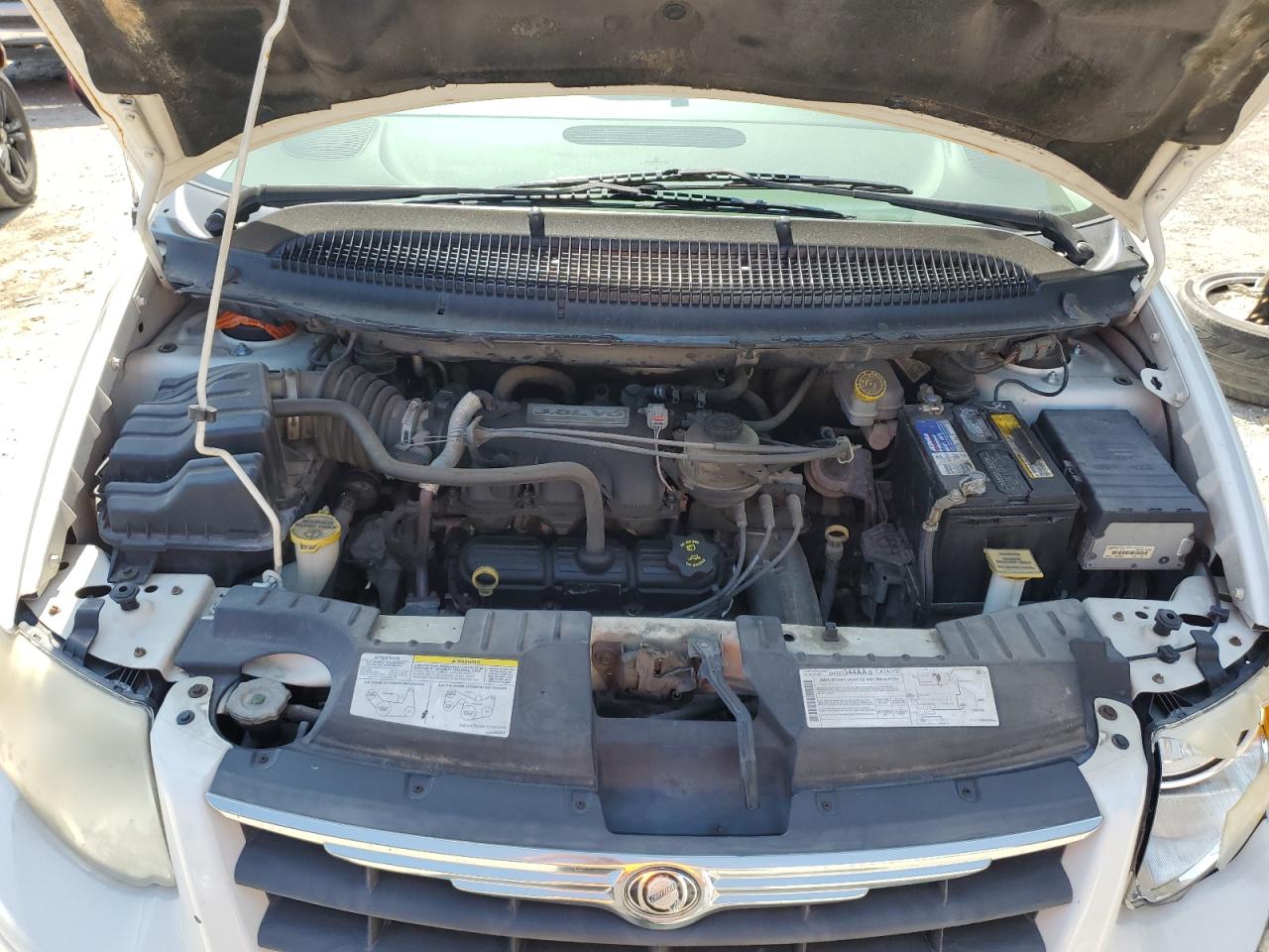 2005 Chrysler Town & Country Touring VIN: 2C4GP54L65R472969 Lot: 81540375