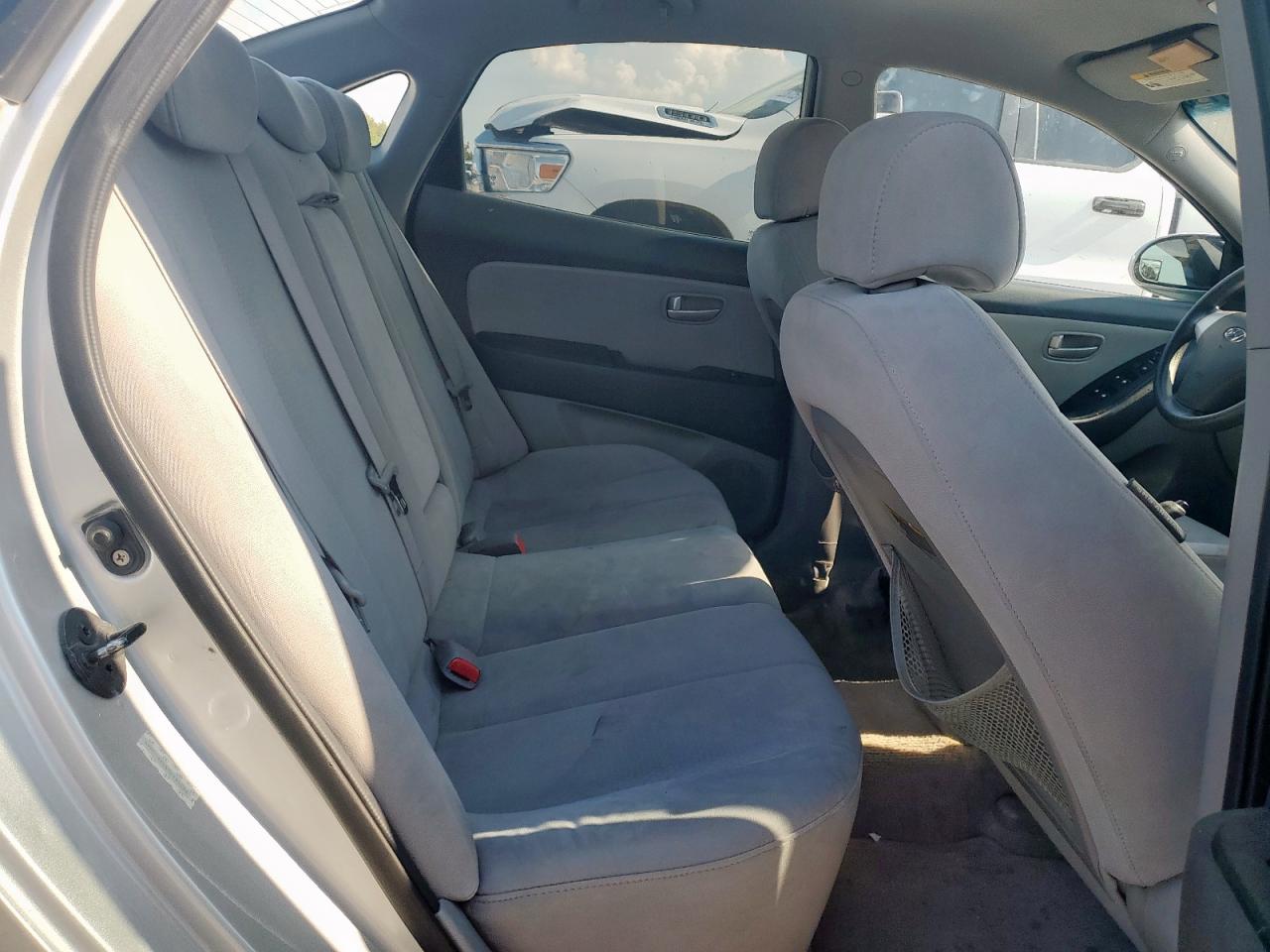 2007 Hyundai Elantra Gls VIN: KMHDU46DX7U185194 Lot: 81429155