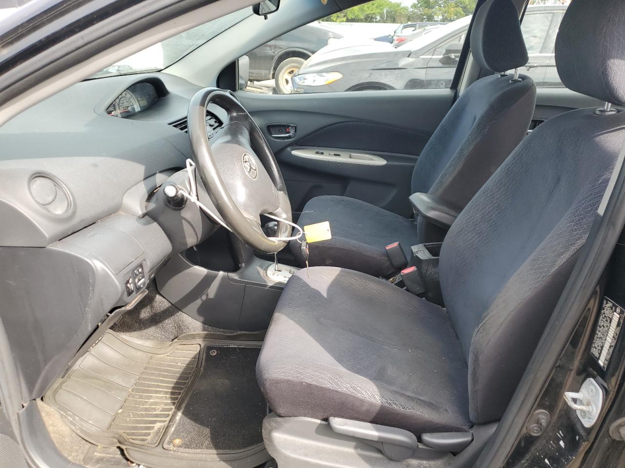 2008 Toyota Yaris VIN: JTDBT923781215991 Lot: 80082905