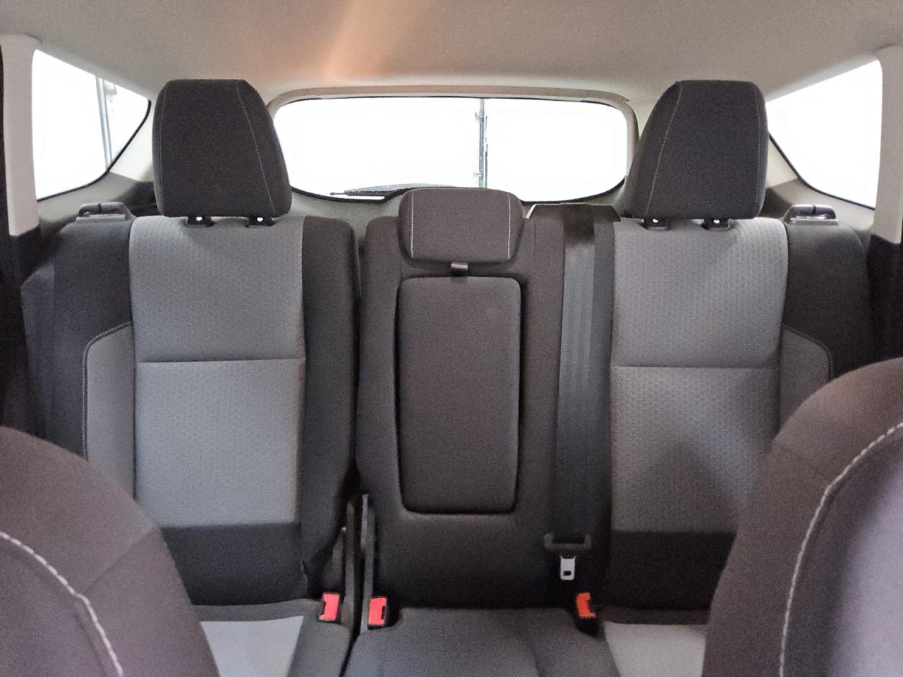 2019 Ford Escape Se VIN: 1FMCU9GD4KUA00864 Lot: 72080195