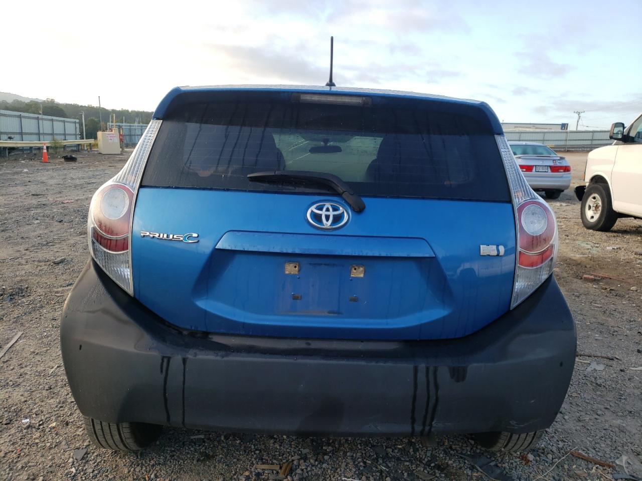 2012 Toyota Prius C VIN: JTDKDTB3XC1504527 Lot: 71827825