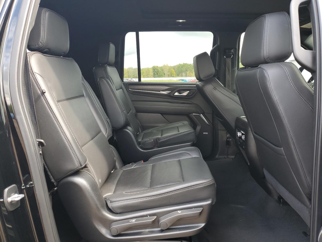 2021 GMC Yukon Xl Denali VIN: 1GKS2JKL3MR411527 Lot: 82095595