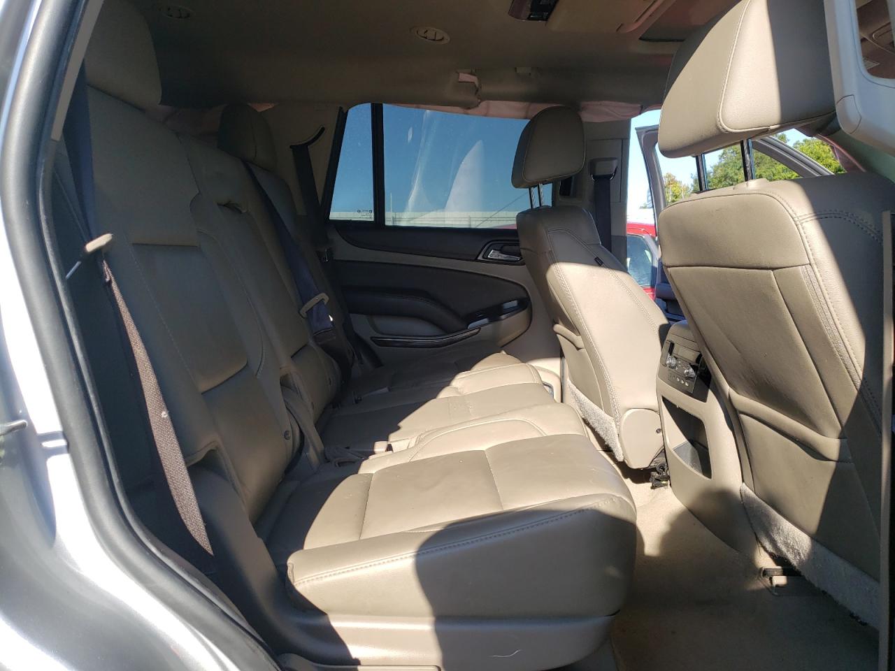 2019 Chevrolet Tahoe K1500 Lt VIN: 1GNSKBKC2KR287661 Lot: 71233305