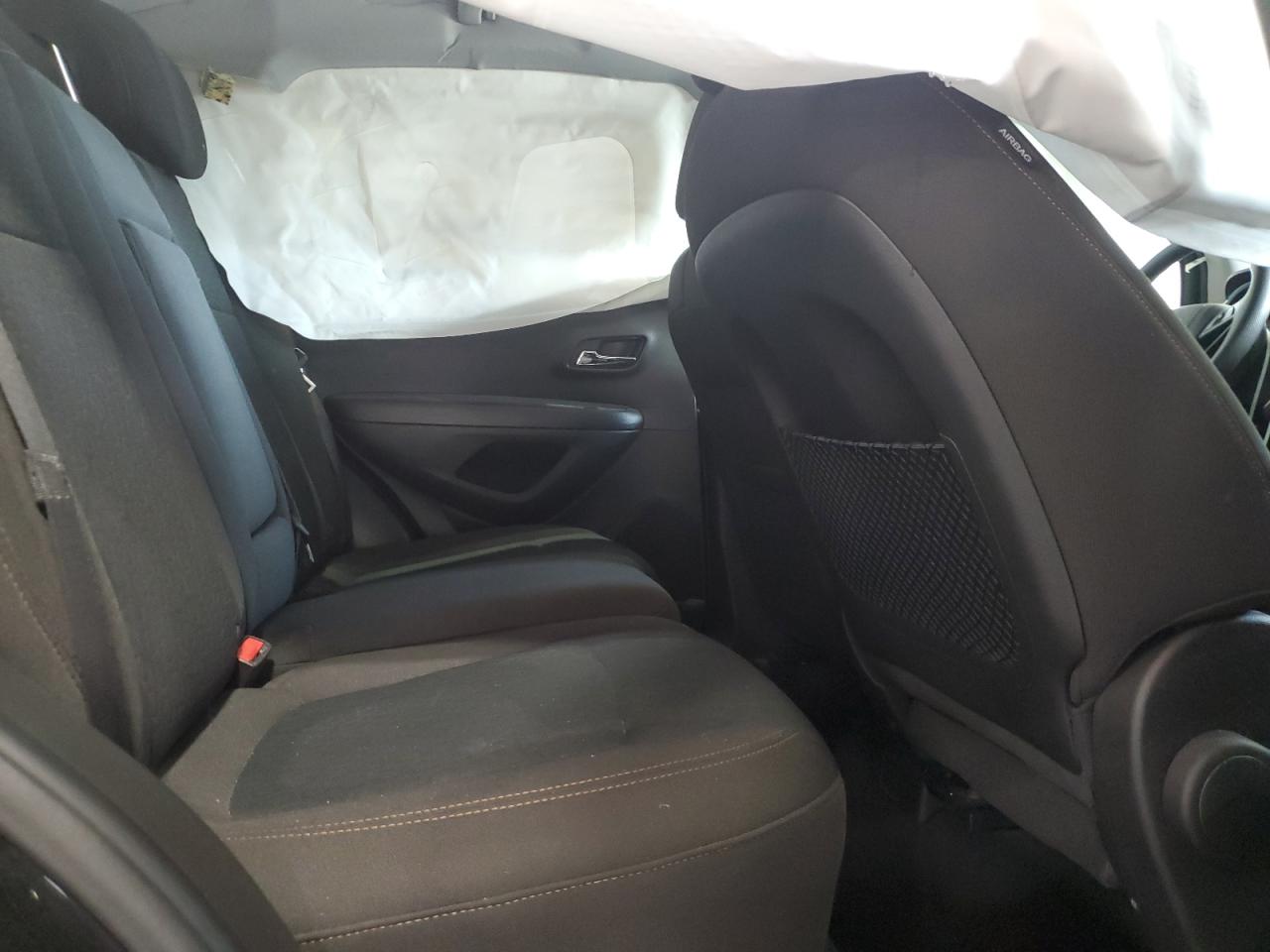 2020 Chevrolet Trax Ls VIN: KL7CJKSB6LB318229 Lot: 81693785