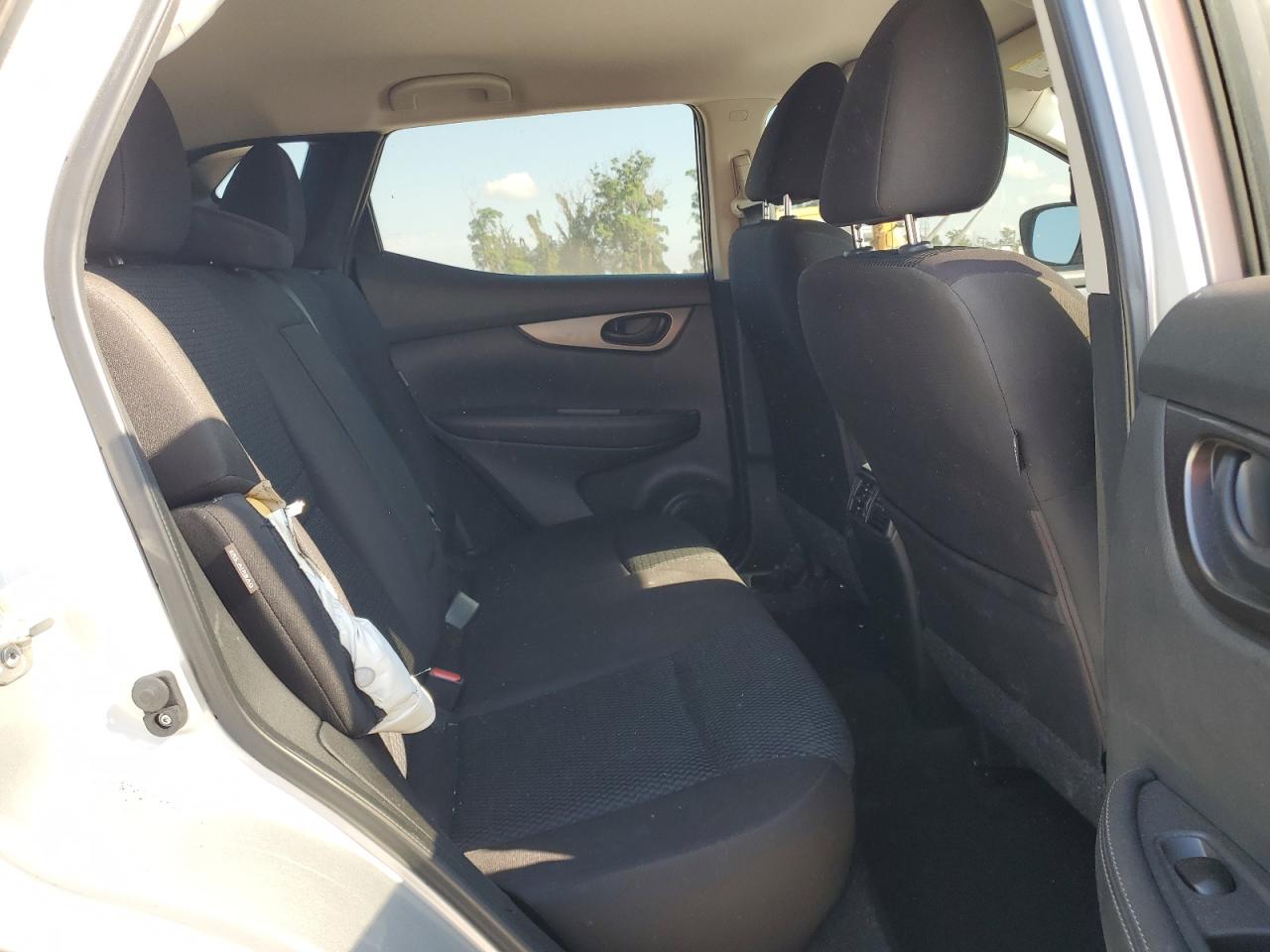 2020 Nissan Rogue Sport S VIN: JN1BJ1CV6LW548253 Lot: 81441445