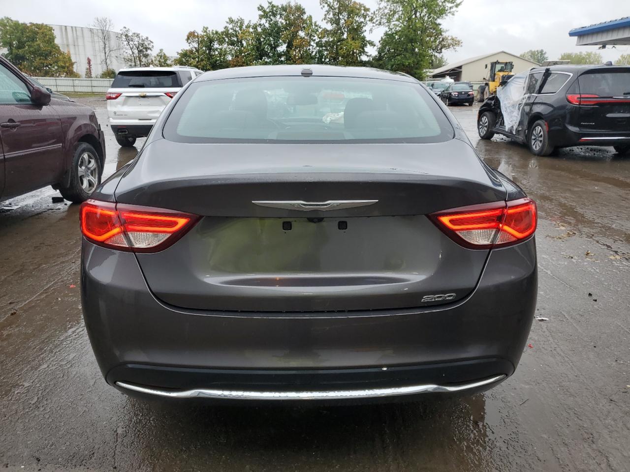 2015 Chrysler 200 Limited VIN: 1C3CCCAB5FN539526 Lot: 81464145