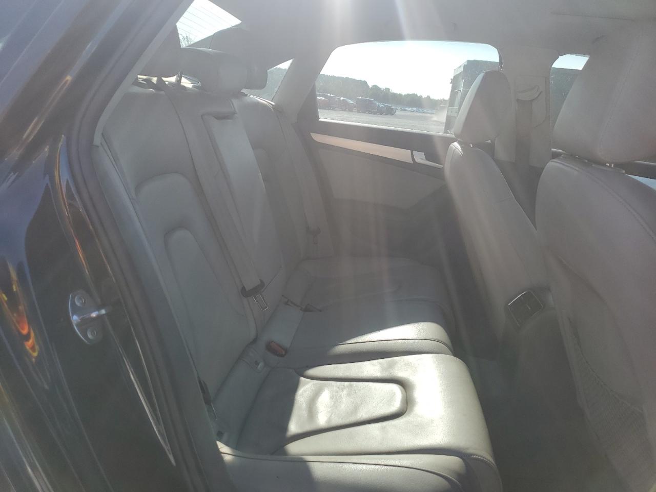 2011 Audi A4 Premium Plus VIN: WAUFFAFL5BN025043 Lot: 72026665