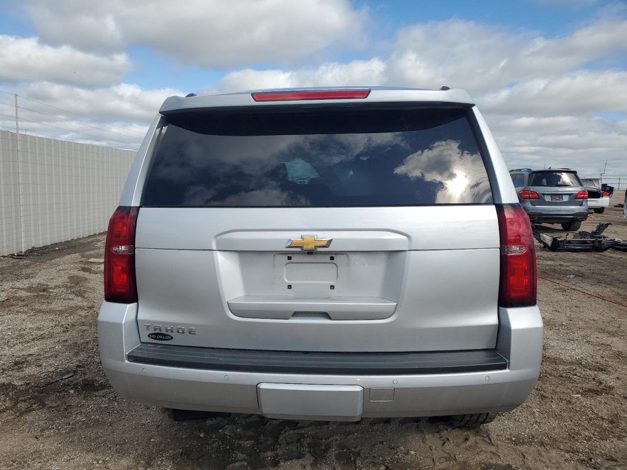 2019 Chevrolet Tahoe K1500 Lt VIN: 1GNSKBKC2KR236791 Lot: 81424765