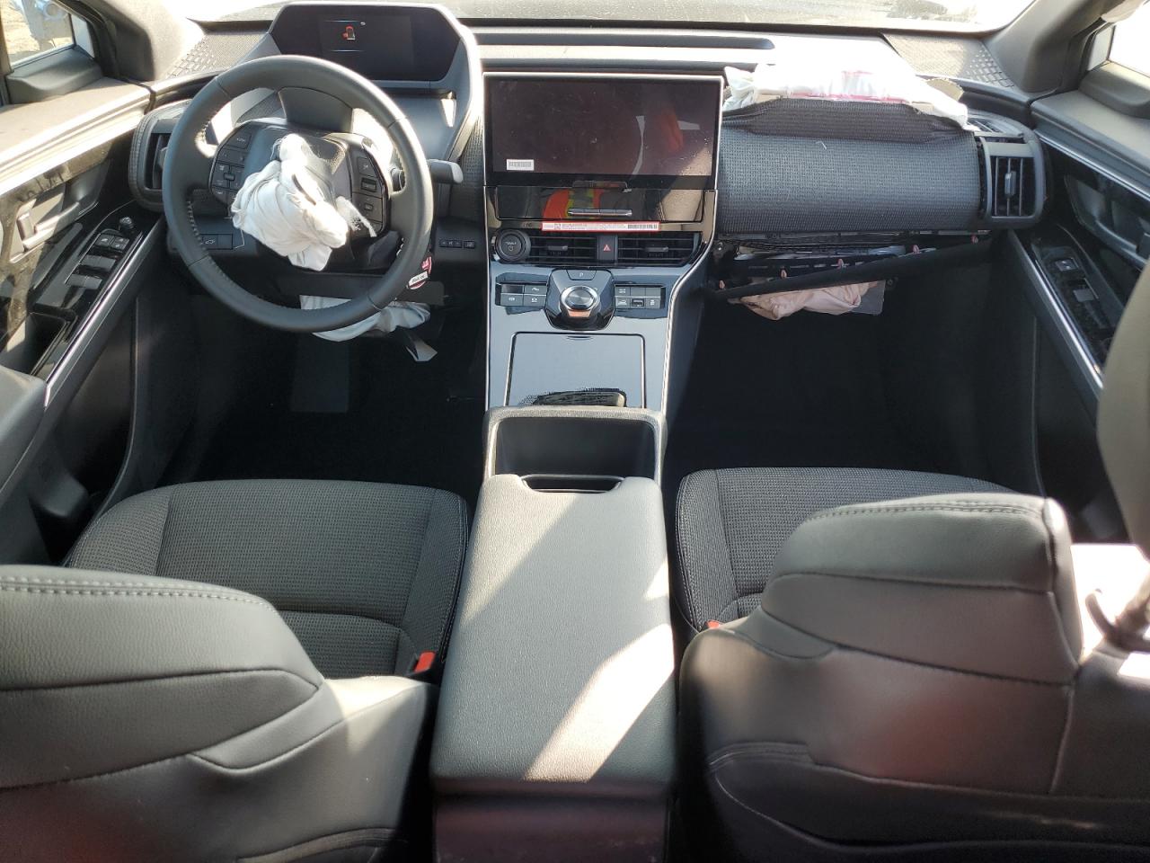 2025 Toyota Bz4X Xle VIN: JTMABACA7SA106225 Lot: 81835875