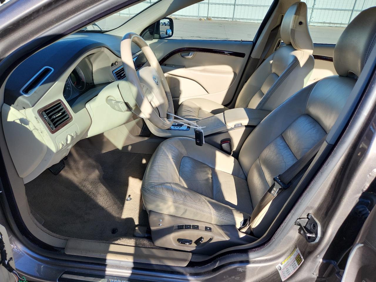 2008 Volvo Xc70 VIN: YV4BZ982081015819 Lot: 84601405