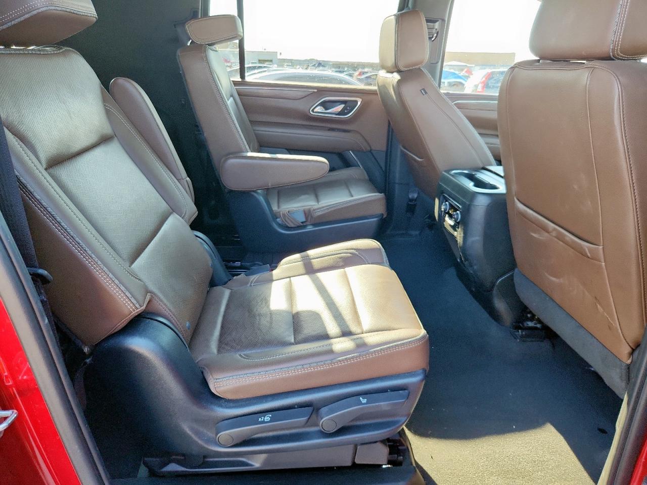 2023 Chevrolet Suburban K1500 High Country VIN: 1GNSKGKLXPR283782 Lot: 71416185