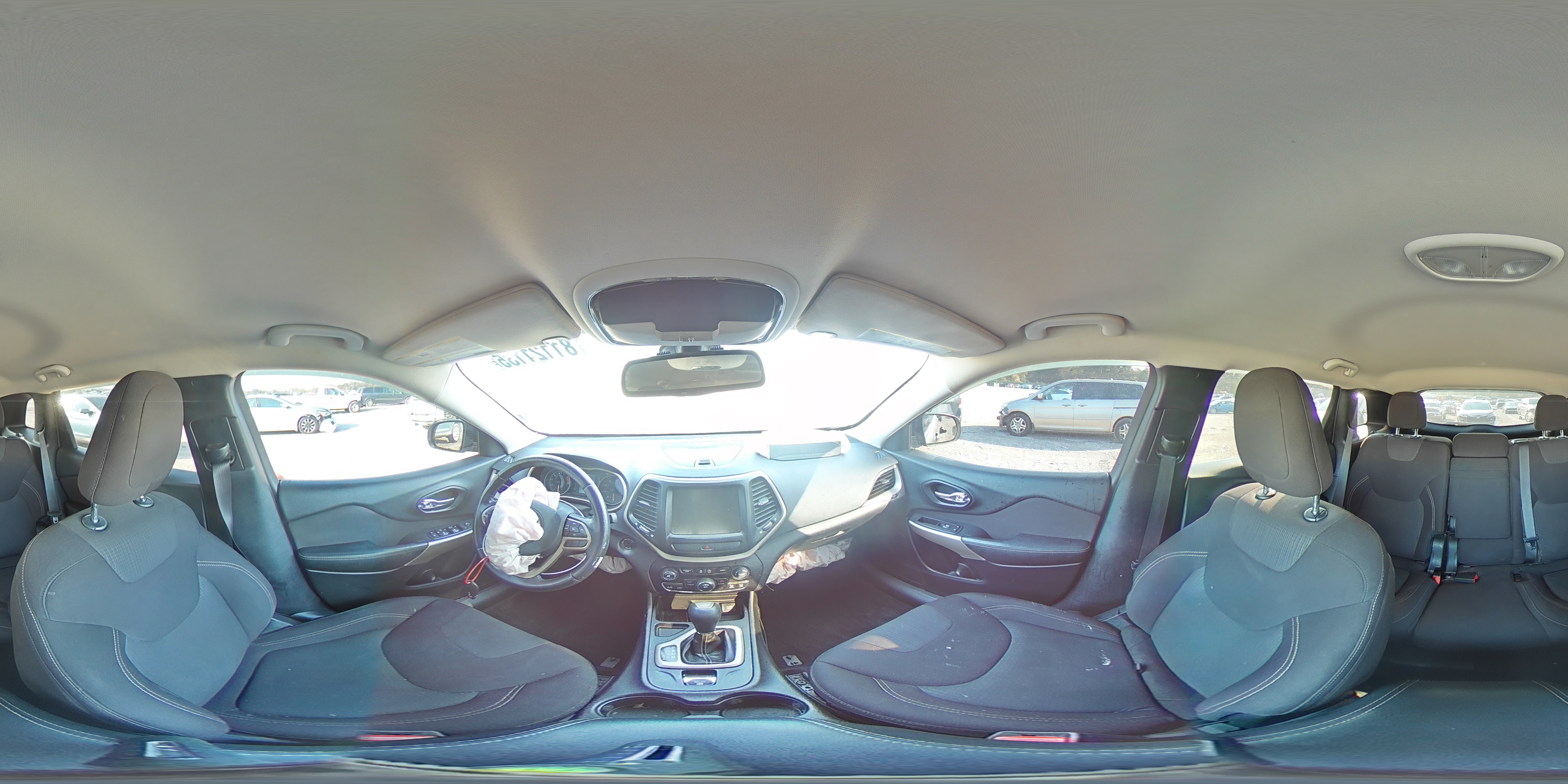 2017 Jeep Cherokee Latitude VIN: 1C4PJLCS5HW643866 Lot: 81121135