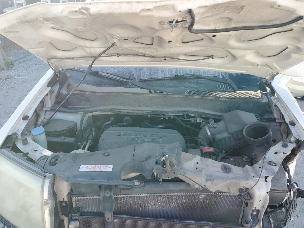 2011 Honda Pilot Touring VIN: 5FNYF4H92BB038040 Lot: 84549175