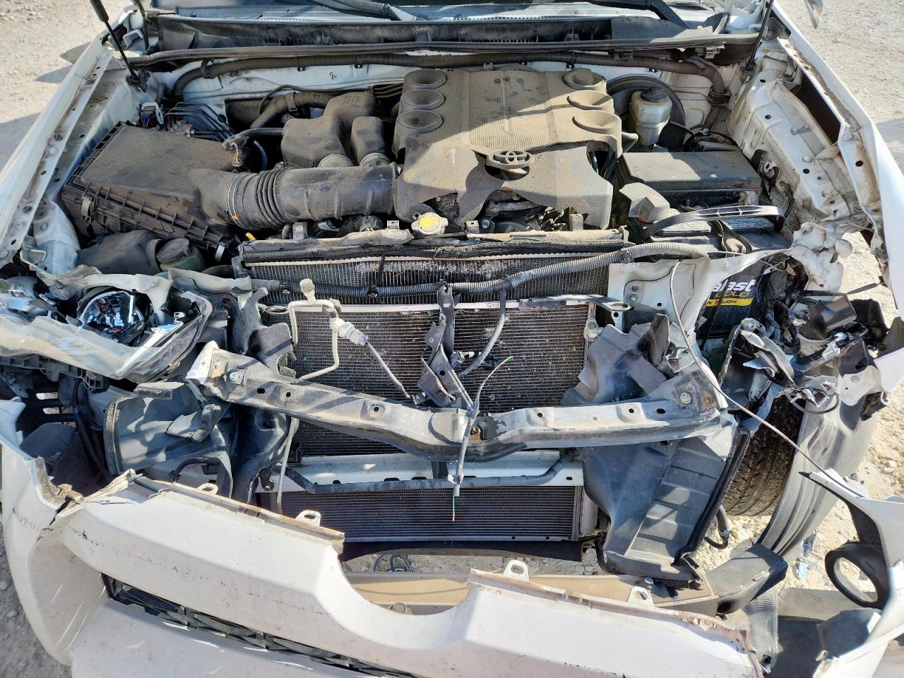 2016 Toyota 4Runner Sr5 VIN: JTEZU5JR2G5118209 Lot: 81738265