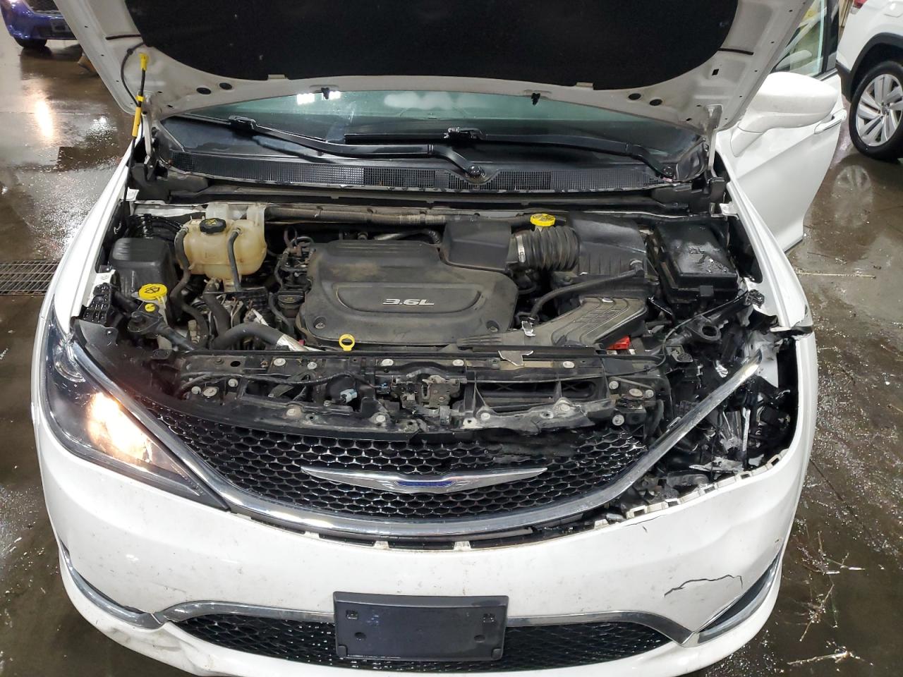 2017 Chrysler Pacifica Touring L Plus VIN: 2C4RC1EG6HR622405 Lot: 84044245