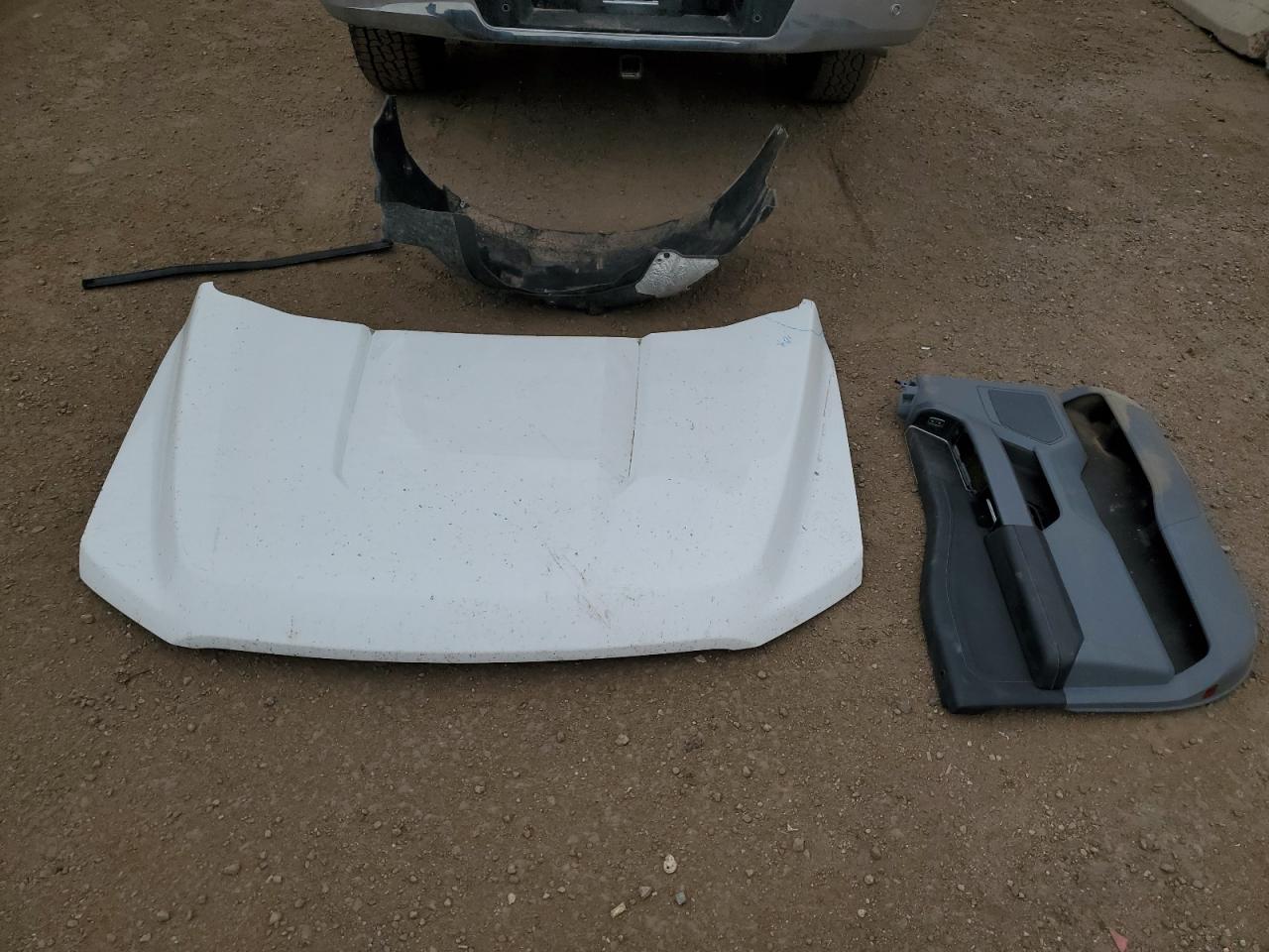 2024 Ford F150 Xlt VIN: 1FTFW3L5XRKD06593 Lot: 71000235