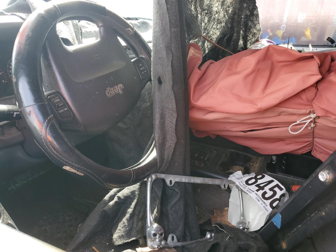 2001 Jeep Grand Cherokee Laredo VIN: 1J4GW48S81C639005 Lot: 84583415