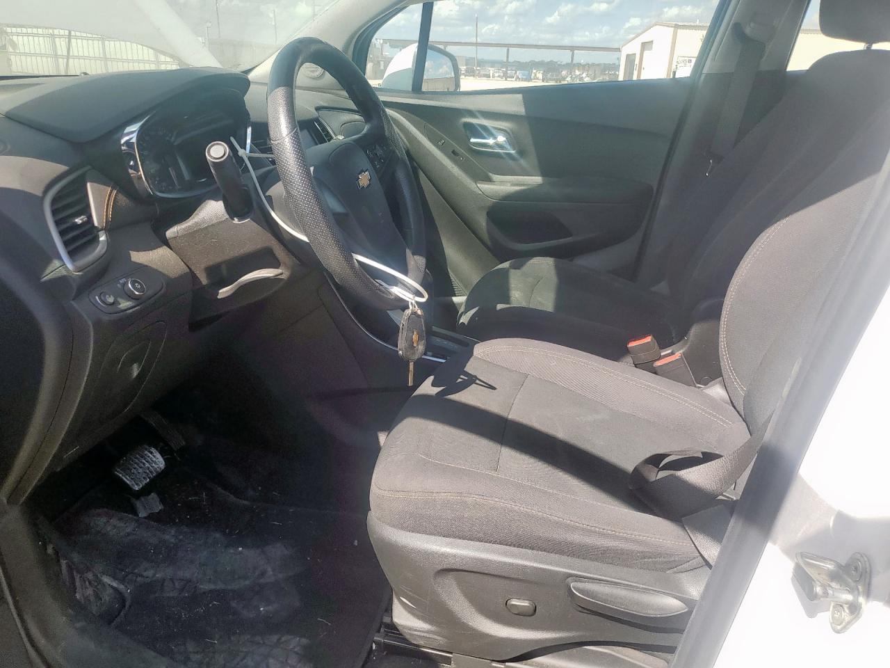 2020 Chevrolet Trax Ls VIN: 3GNCJKSB8LL311291 Lot: 82084125