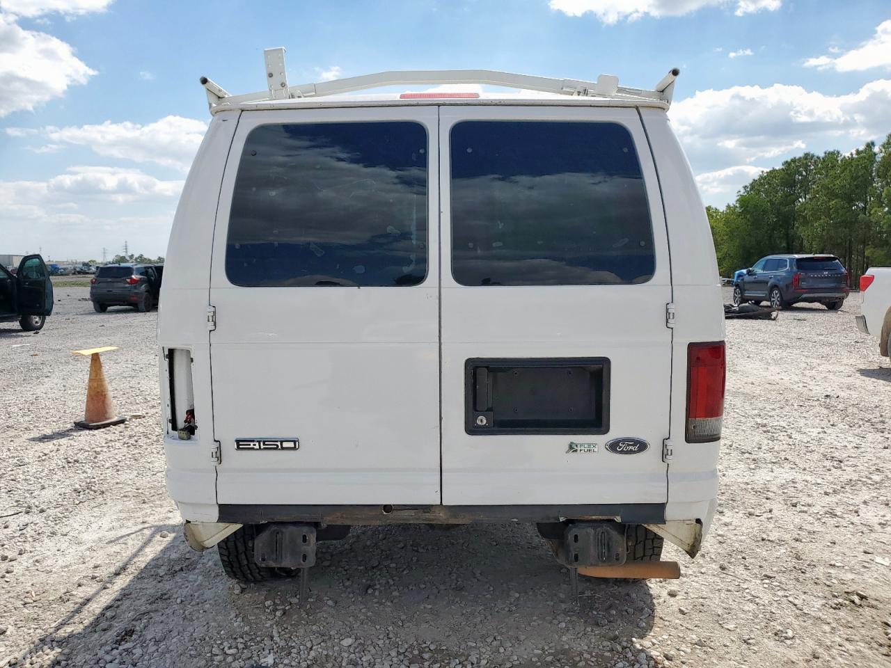 2010 Ford Econoline E150 Van VIN: 1FTNE1EW5ADA31104 Lot: 84213015