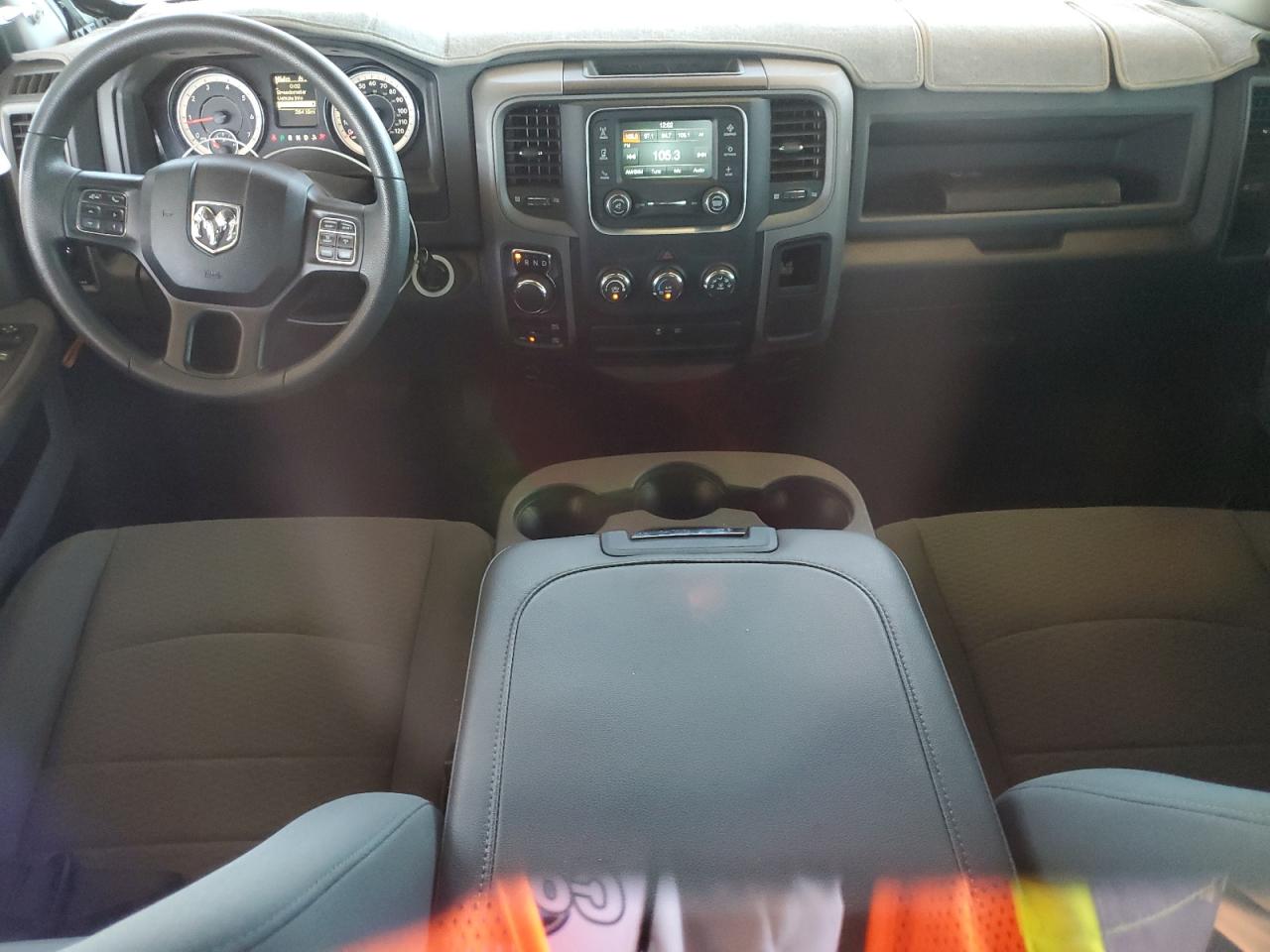 2018 Ram 1500 St VIN: 3C6JR7DT1JG138044 Lot: 81643625