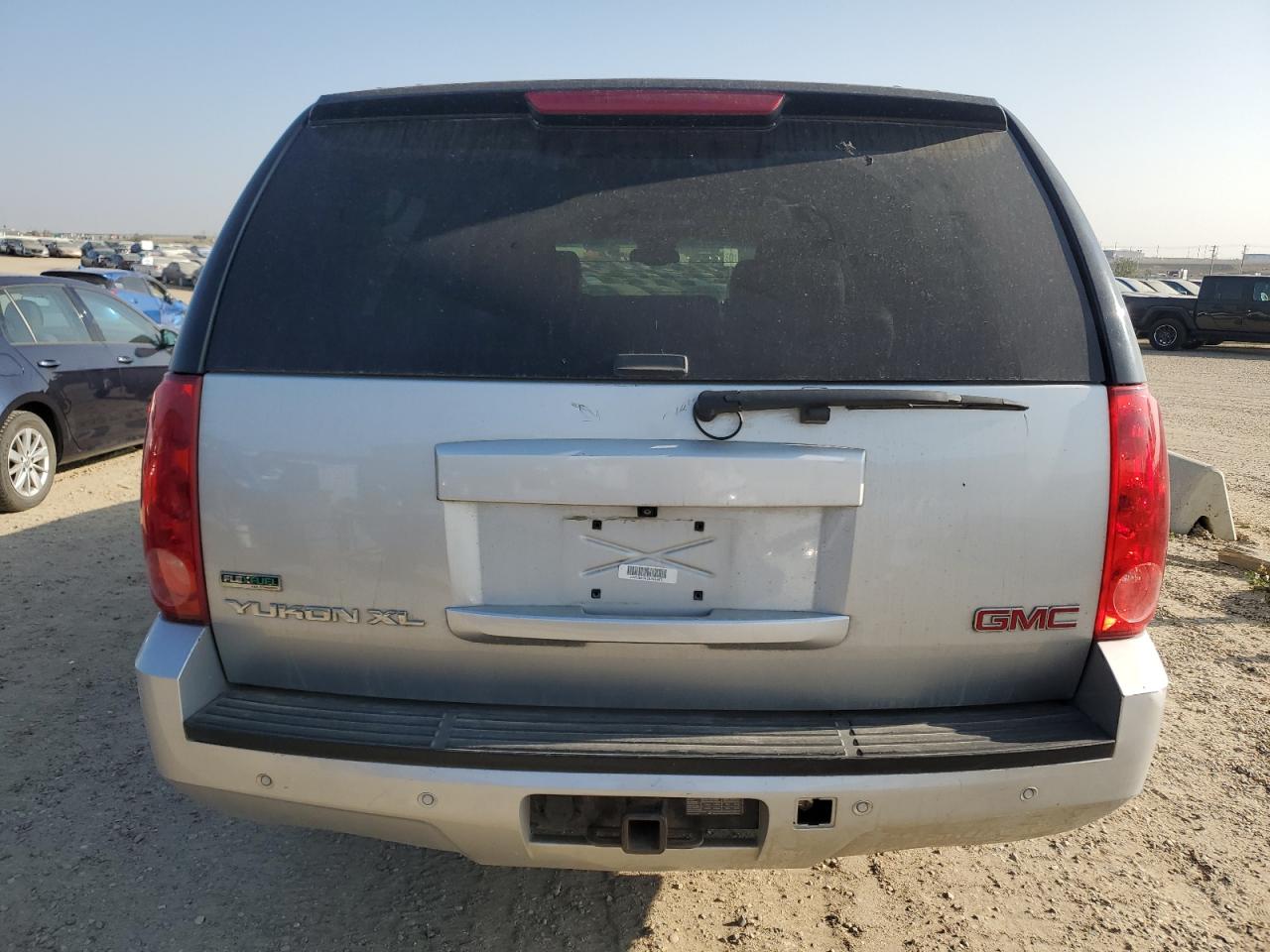 2012 GMC Yukon Xl K1500 Slt VIN: 1GKS2KE74CR240452 Lot: 81281595