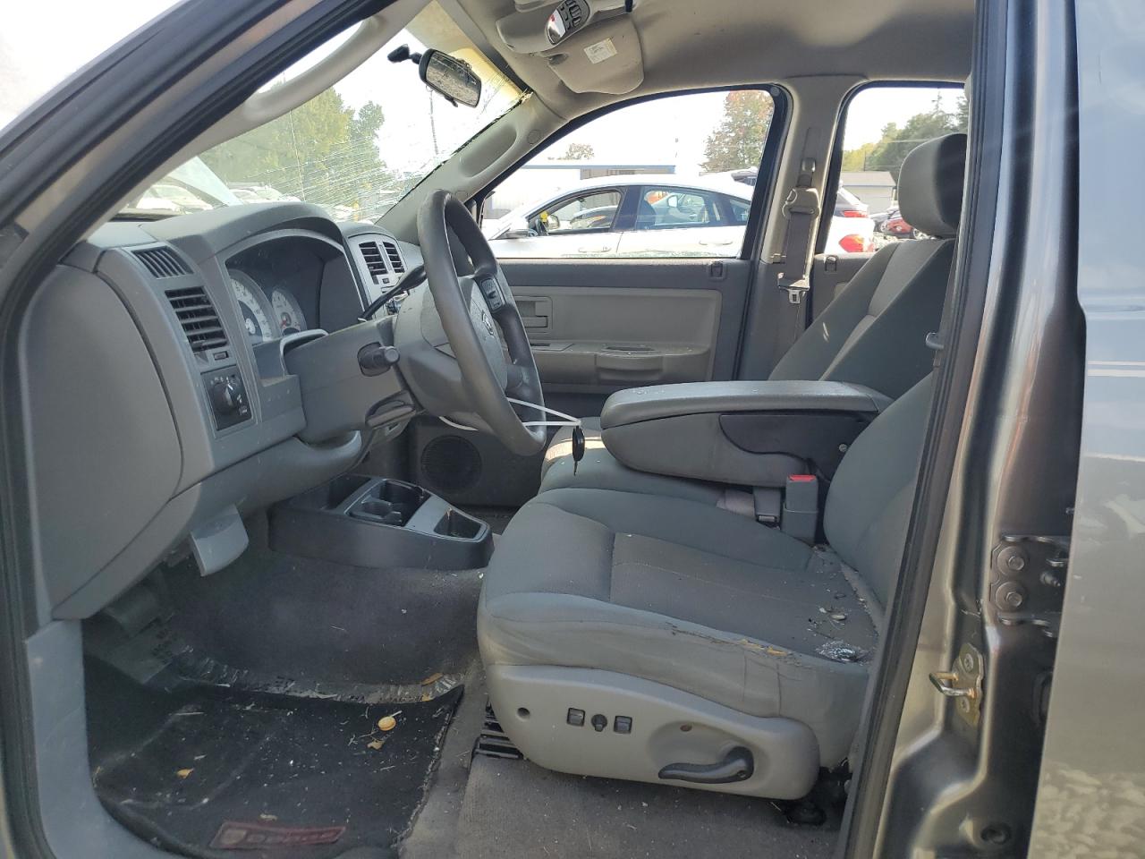 2005 Dodge Dakota Quad Slt VIN: 1D7HE48N35S142436 Lot: 82093635