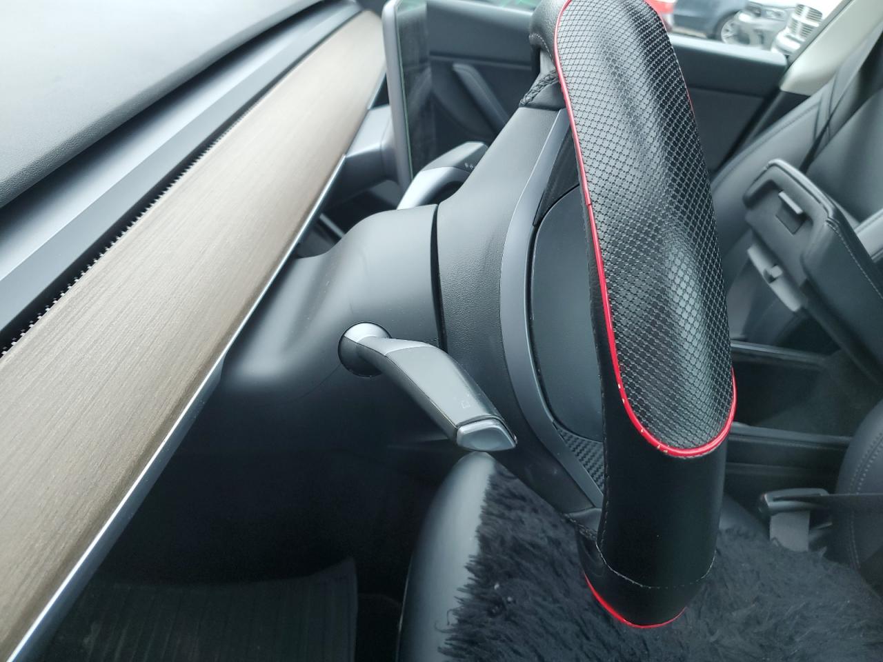 2022 Tesla Model Y VIN: 7SAYGDEF8NF307866 Lot: 81727185