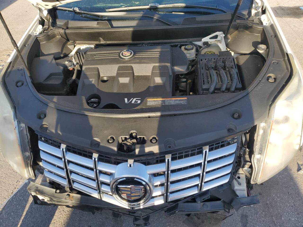 2016 Cadillac Srx Luxury Collection VIN: 3GYFNBE33GS513704 Lot: 80148275