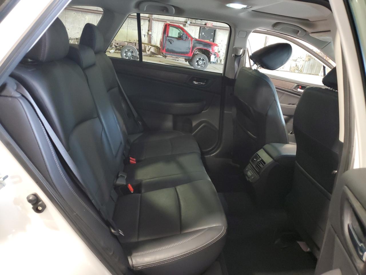 2018 Subaru Outback 2.5I Limited VIN: 4S4BSANCXJ3223346 Lot: 81319865