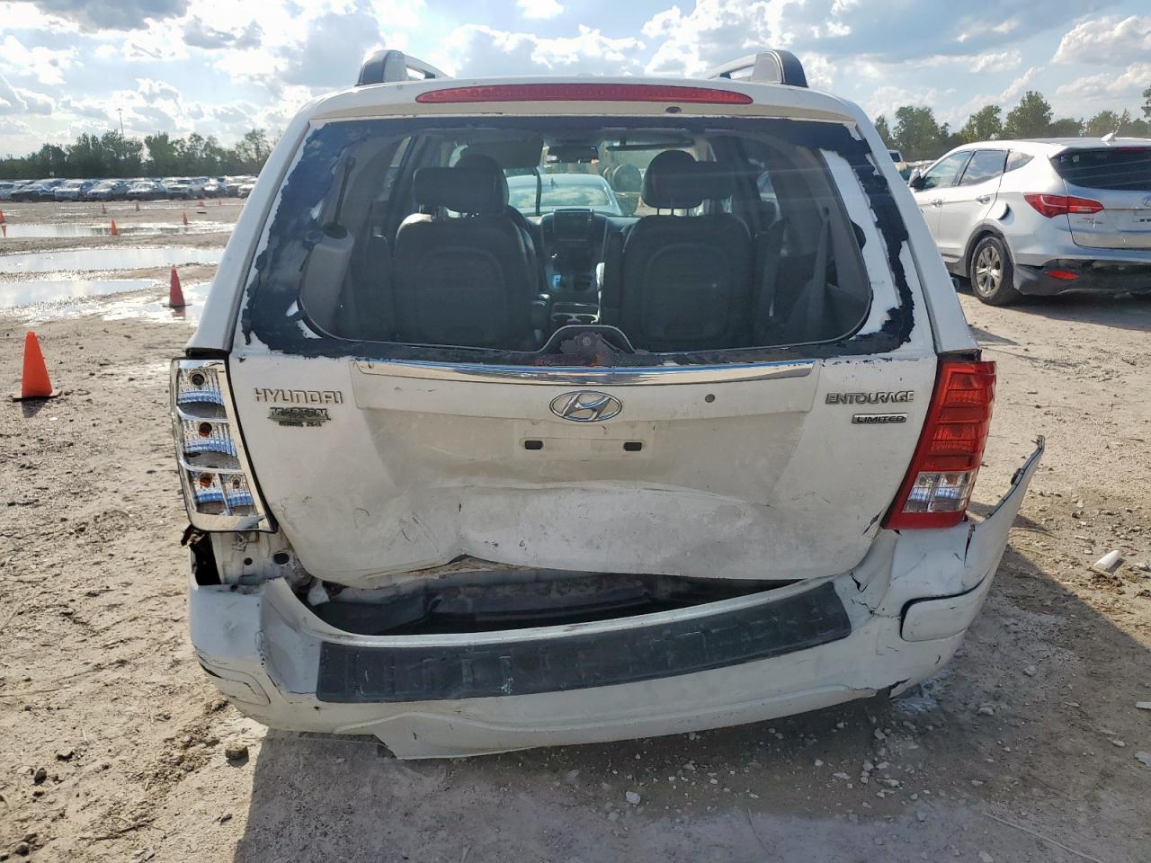 2007 Hyundai Entourage VIN: KNDMC233X76012447 Lot: 81845985