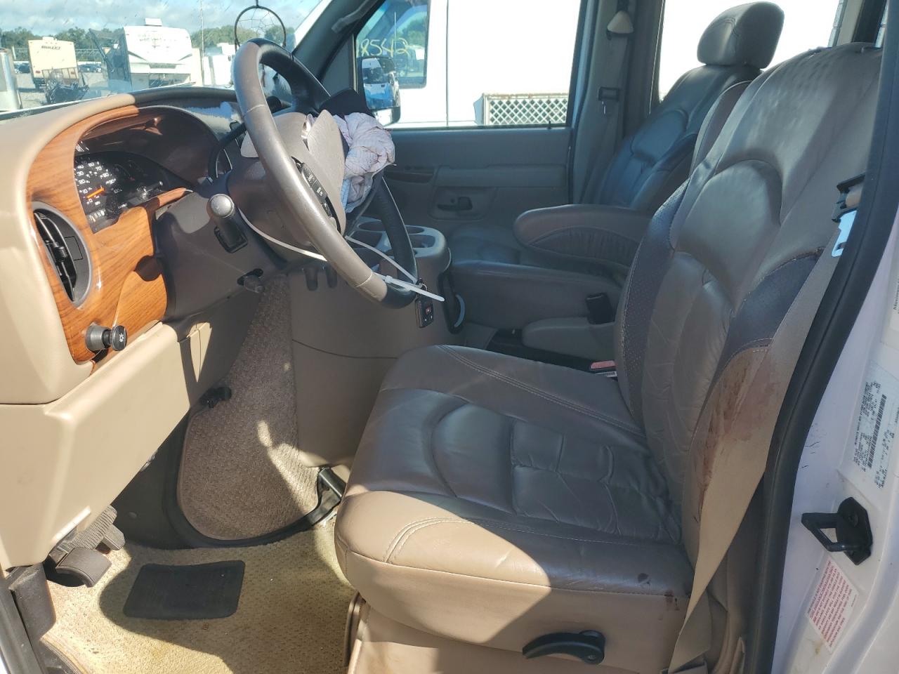 2004 Ford Econoline E150 Van VIN: 1FDRE14L94HA05946 Lot: 82127345