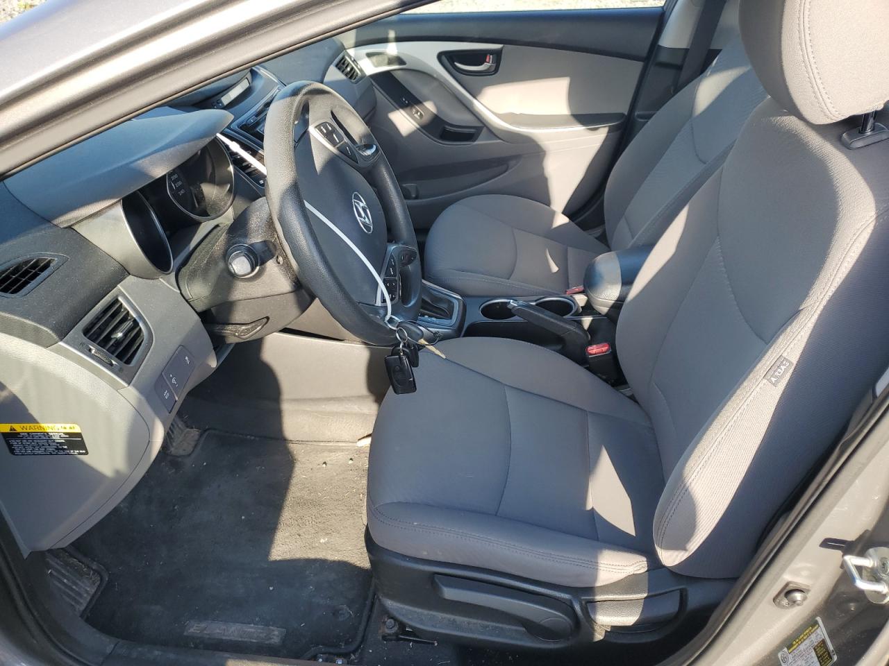 2014 Hyundai Elantra Se VIN: 5NPDH4AE2EH530296 Lot: 83972295