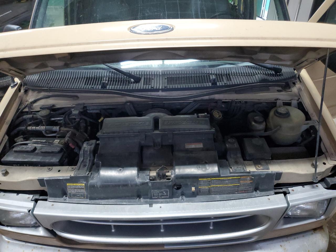 2000 Ford Econoline E350 Super Duty Wagon VIN: 1FBSS31F9YHB27404 Lot: 80470545