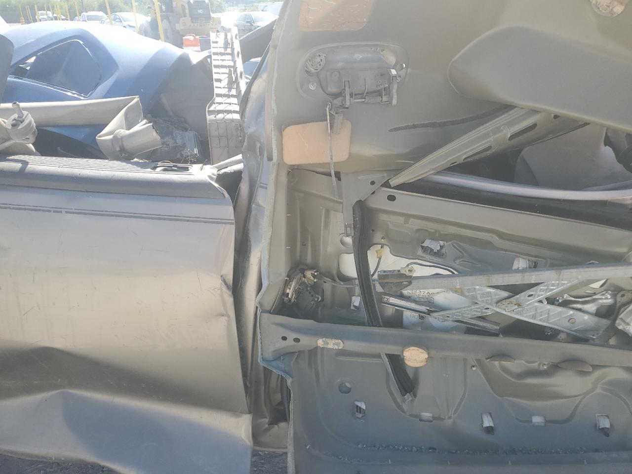 2002 Ford F150 VIN: 1FTRF17W32NB29099 Lot: 81901725