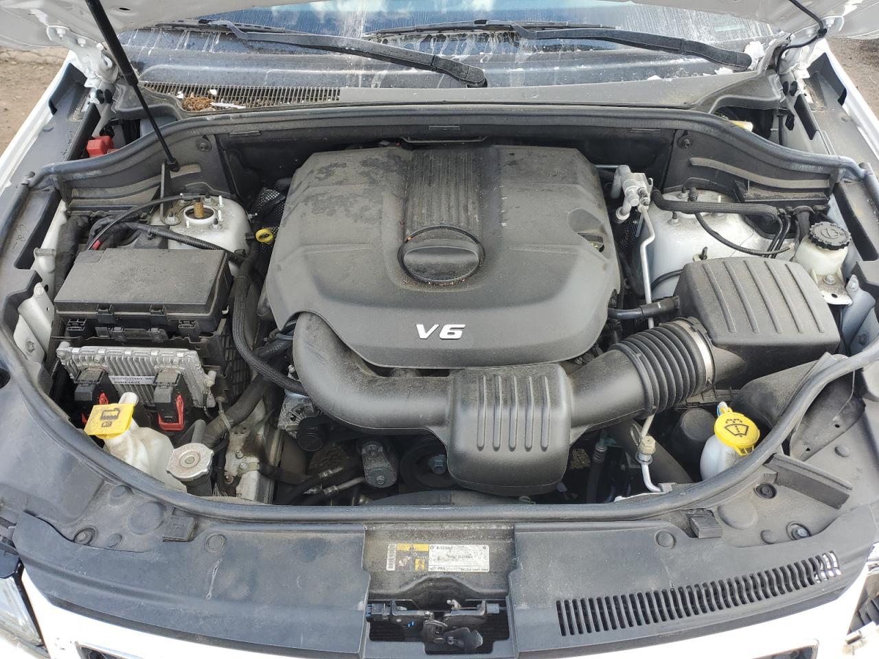 2015 Jeep Grand Cherokee Overland VIN: 1C4RJFCG2FC130031 Lot: 70902305