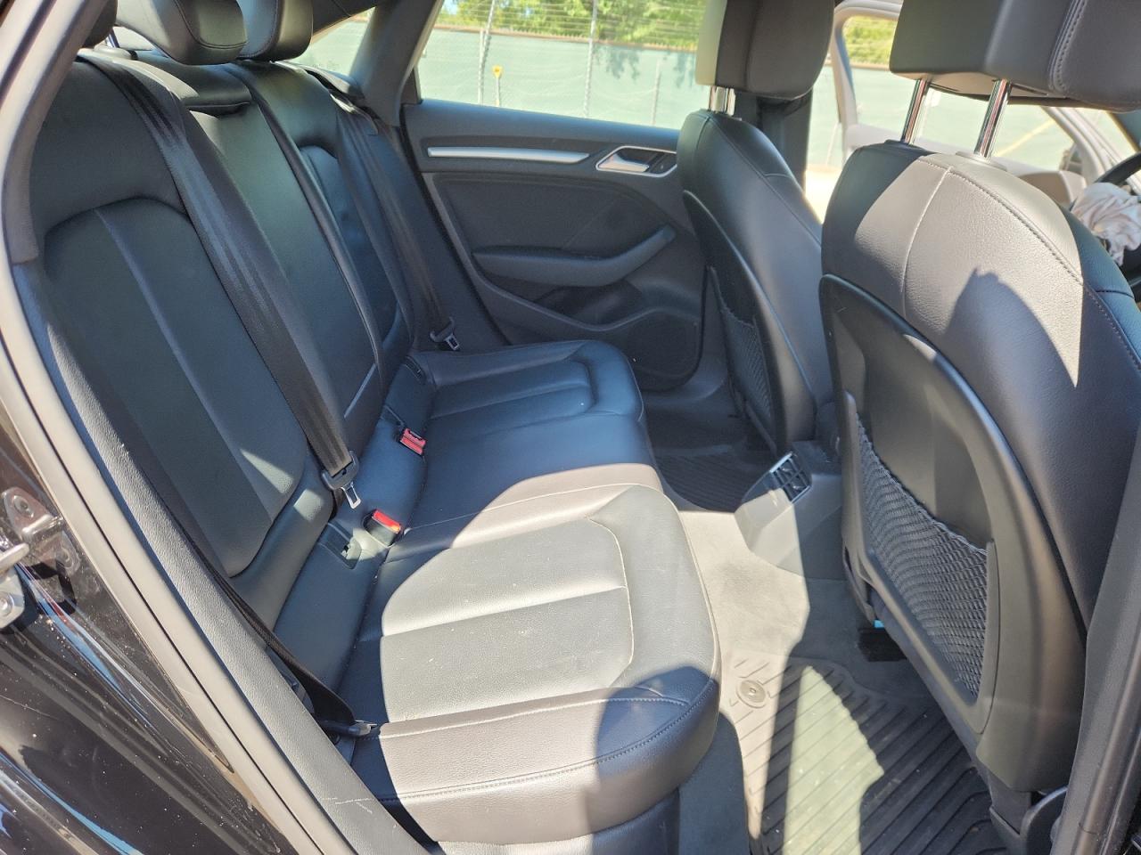 2017 Audi A3 Premium VIN: WAUB8GFF8H1020215 Lot: 70900985