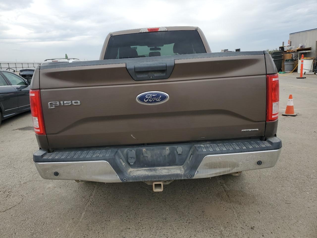 2015 Ford F150 Super Cab VIN: 1FTEX1CF2FKE31315 Lot: 81462145
