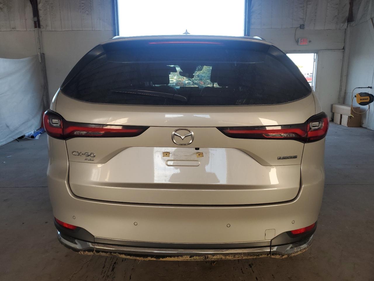 2024 Mazda Cx-90 Premium VIN: JM3KKDHD1R1188883 Lot: 81890845