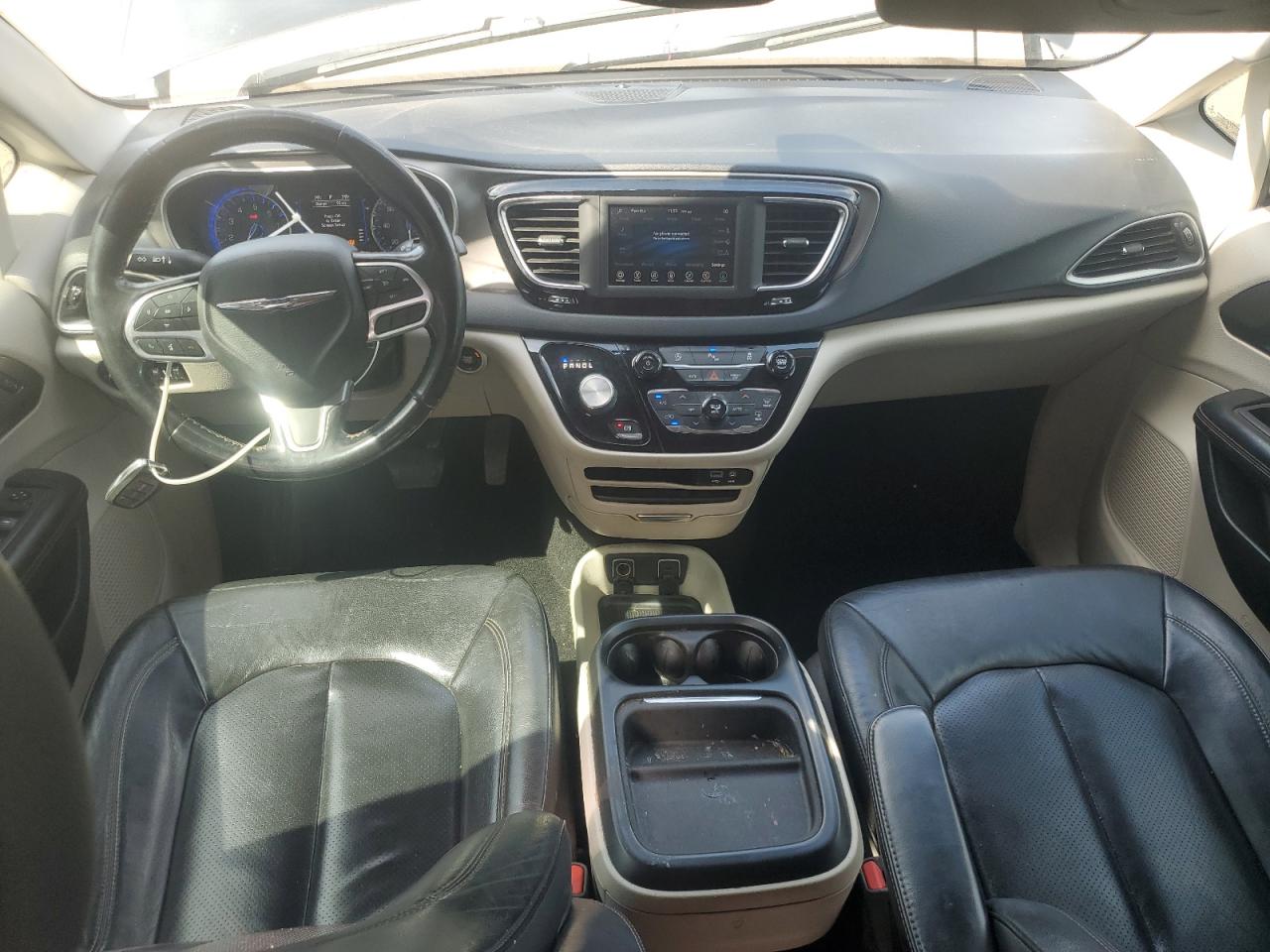 2020 Chrysler Pacifica Touring L VIN: 2C4RC1BG0LR279250 Lot: 84646455