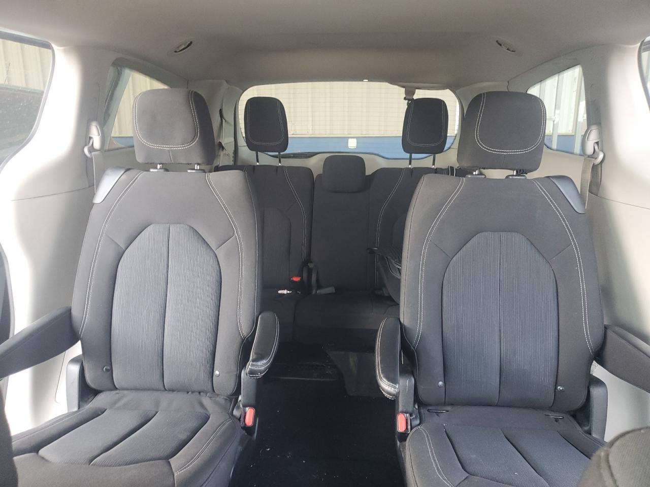 2022 Chrysler Voyager Lx VIN: 2C4RC1CG7NR215529 Lot: 80651225