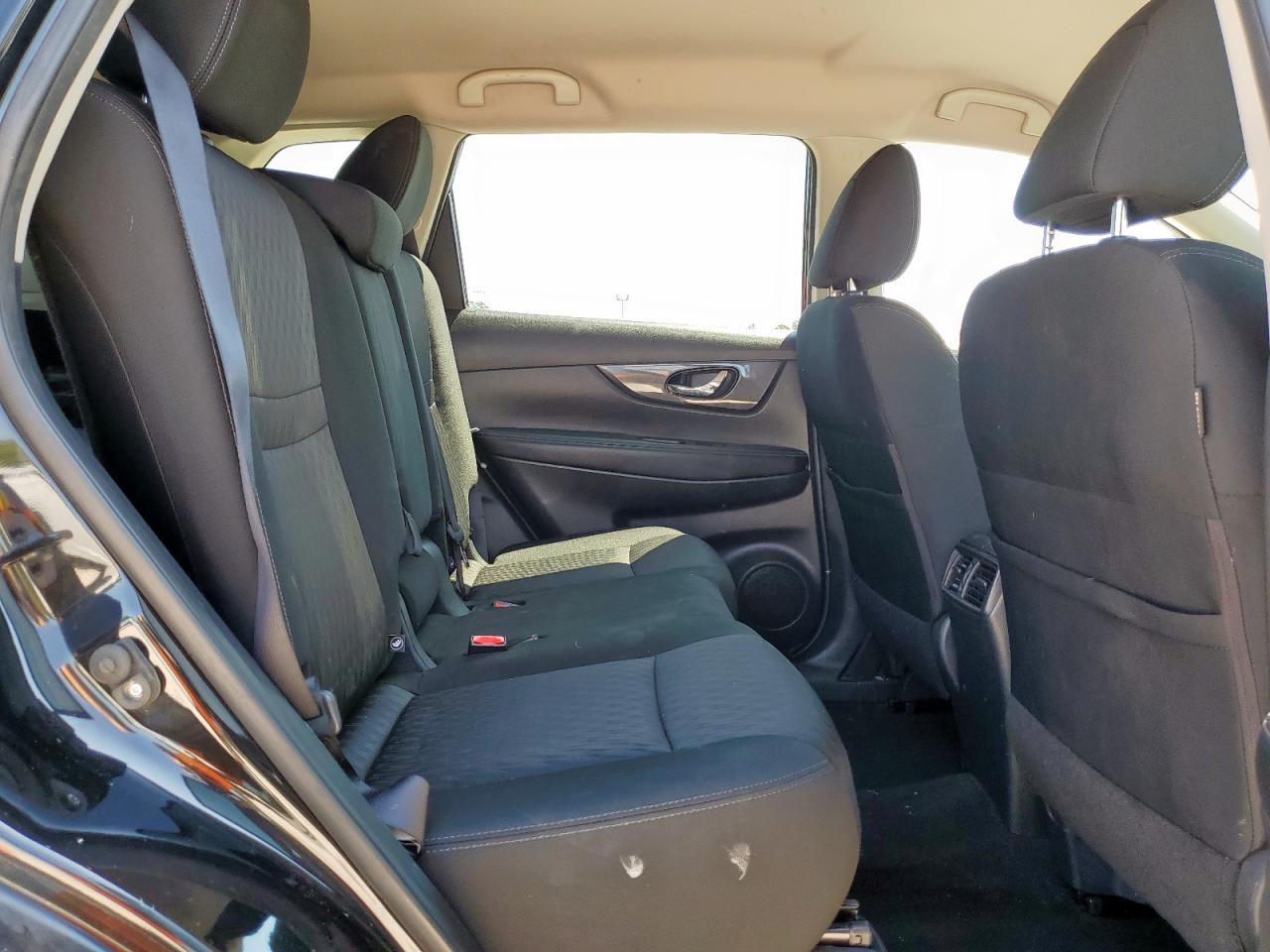 2017 Nissan Rogue S VIN: KNMAT2MT6HP519455 Lot: 72045345