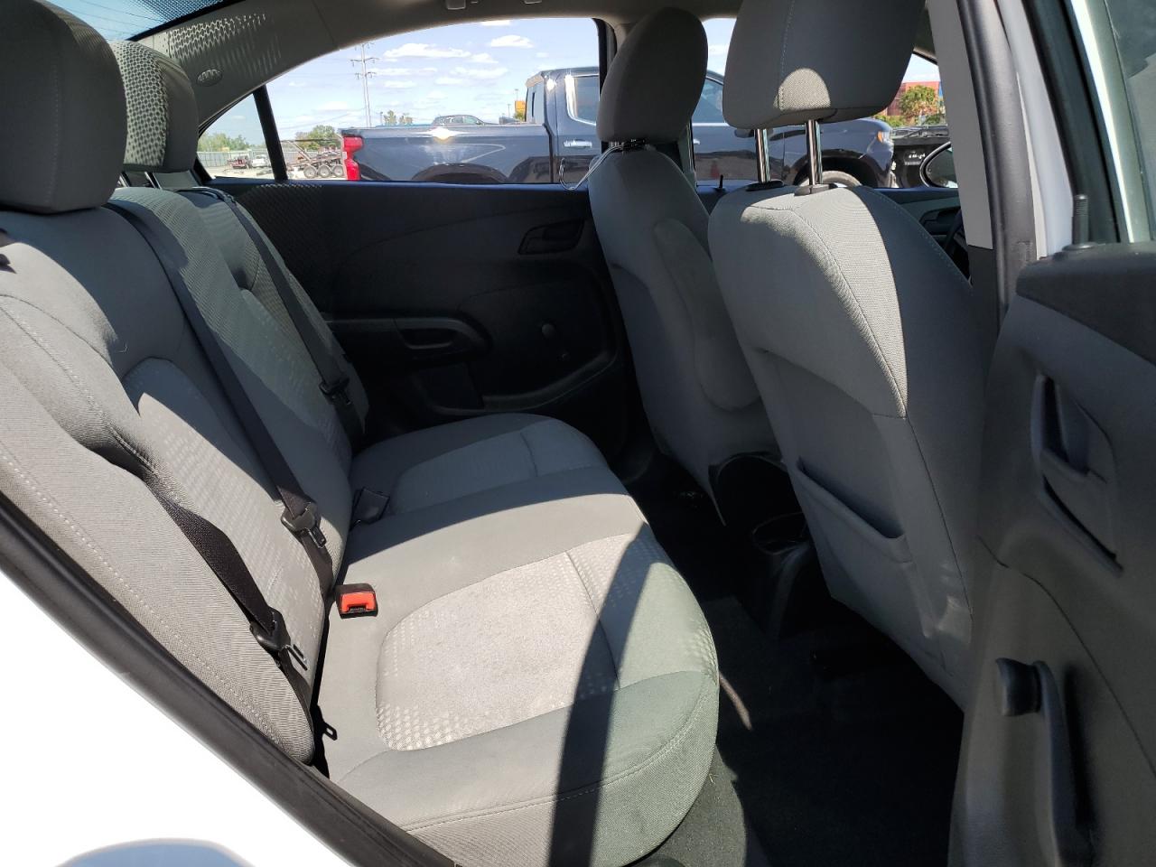 2015 Chevrolet Sonic Ls VIN: 1G1JA5SHXF4158891 Lot: 71883345