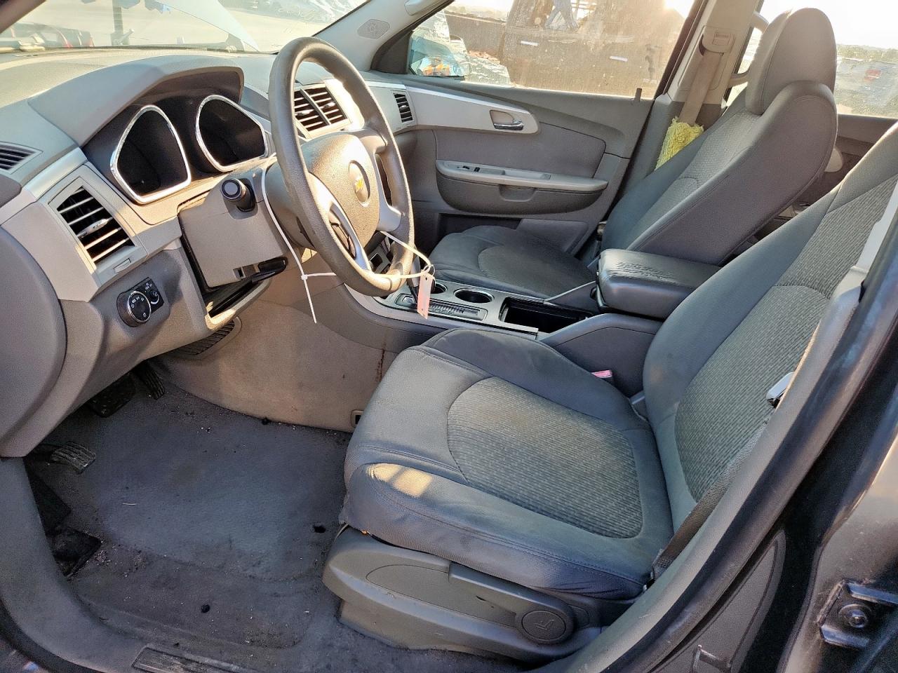 2012 Chevrolet Traverse Ls VIN: 1GNKREEDXCJ370952 Lot: 84251275