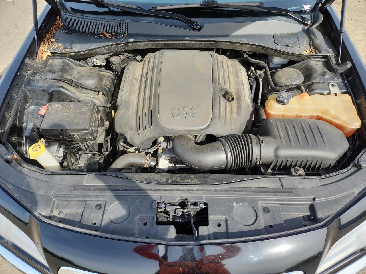 2012 Chrysler 300C VIN: 2C3CCAKT2CH143554 Lot: 68289215