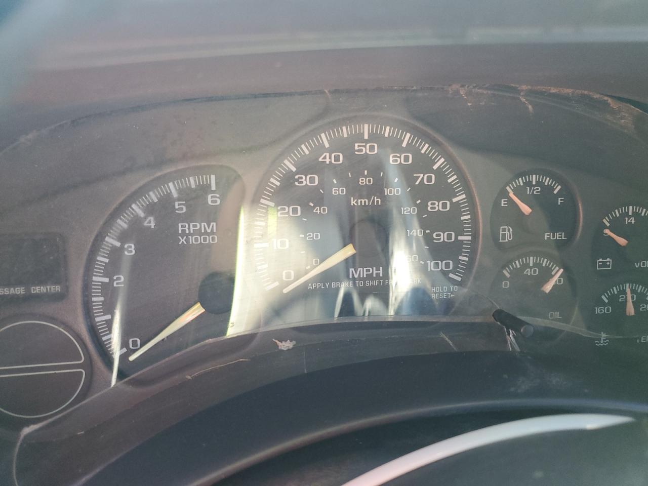 2000 Chevrolet Tahoe K1500 VIN: 1GNEK13T7YJ127952 Lot: 80146035